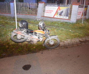 Wypadek z udziałem motorowerzysty w Woli Rzędzińskiej