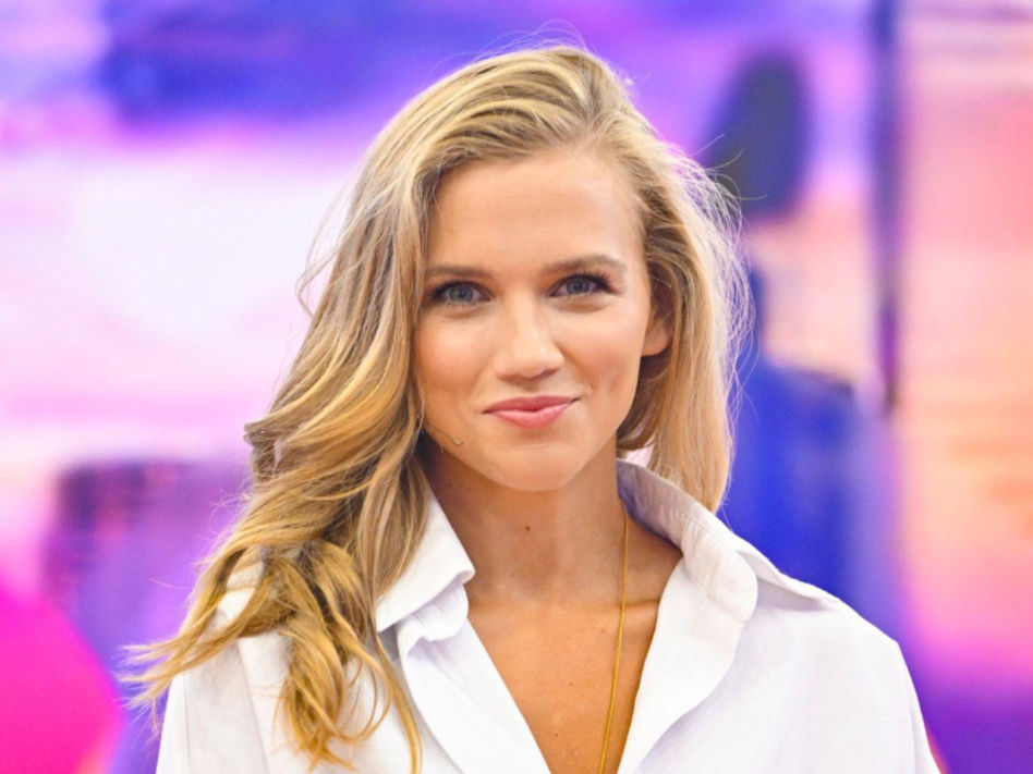 Agnieszka Kaczorowska nadaje z budowy