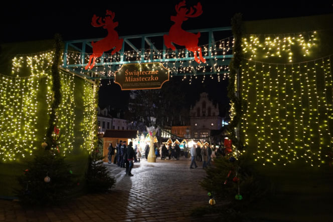 Świąteczne Miasteczko w Rzeszowie już otwarte!