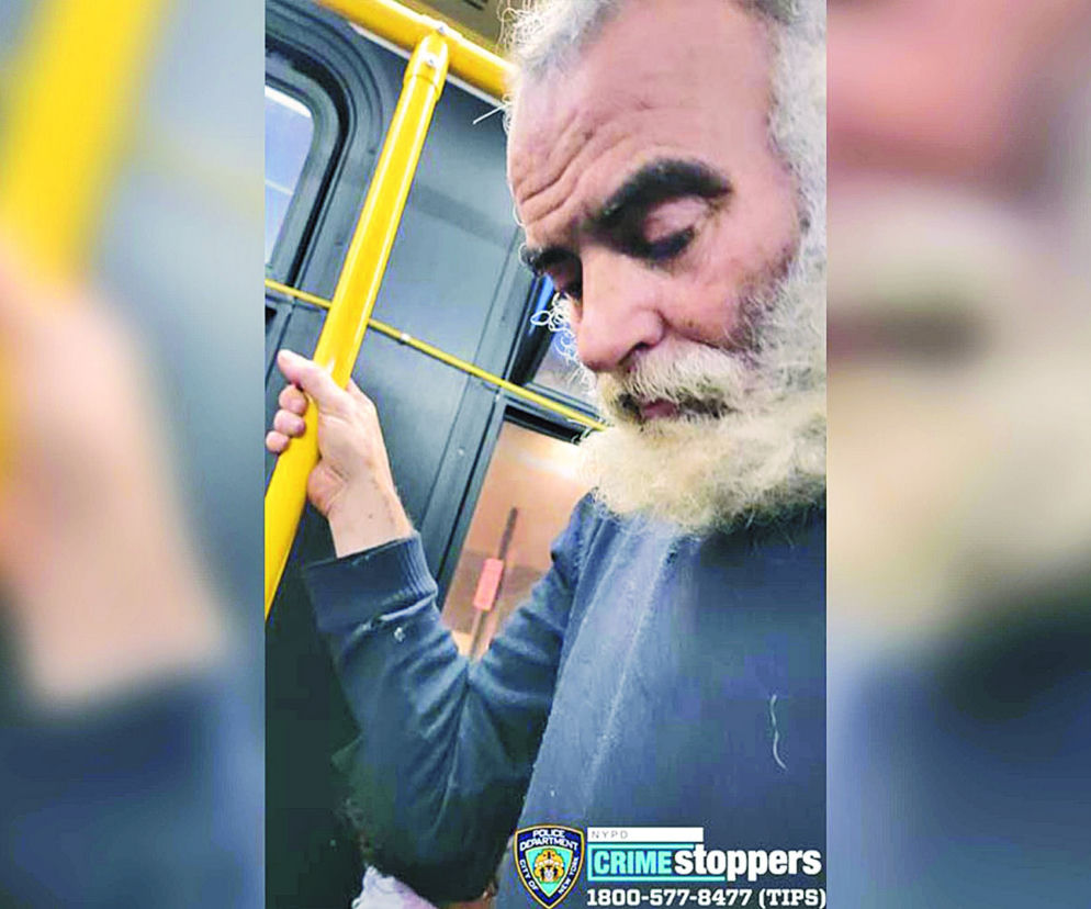 Obmacywał dziewczynę w autobusie