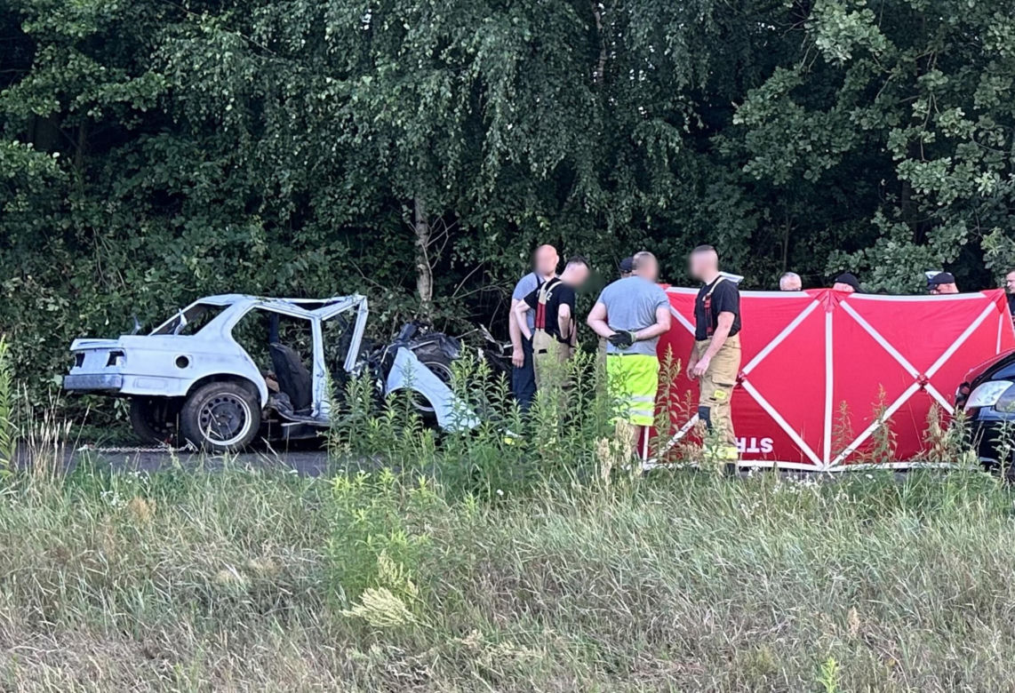 30-latek jechał gruzem BMW bez drzwi i okien. Zginął na miejscu