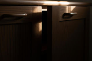 Mława: 25-latka urodziła dziecko w domu. Co skłoniło ją do tego drastycznego kroku?