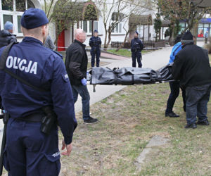 Nastoletni Gracjan zadźgał Czesię i Stanisława? Mieszkańcy w szoku: „To była bardzo spokojna rodzina”
