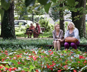 2XL. Agata Dec (Elżbieta Romanowska), Bożena (Ewa Kaim)