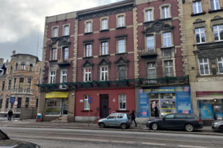 Zabił ukochaną dwoma nożami