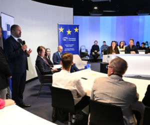 Debata „Bezpieczna Europa”, czyli studenci pytają o kopułę antyrakietową i zbrojenia
