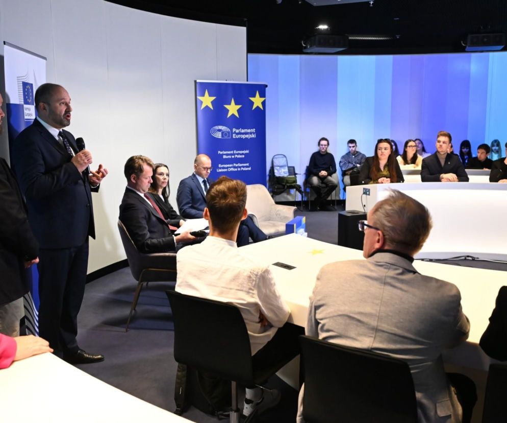 Debata „Bezpieczna Europa”, czyli studenci pytają o kopułę antyrakietową i zbrojenia