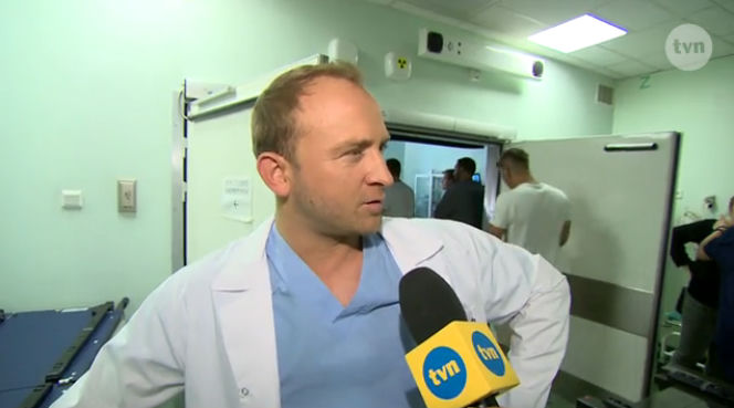 Borys Szyc na planie ''Lekarzy'' 5