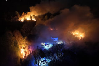 Pożar dzikiego wysypiska na Targówku