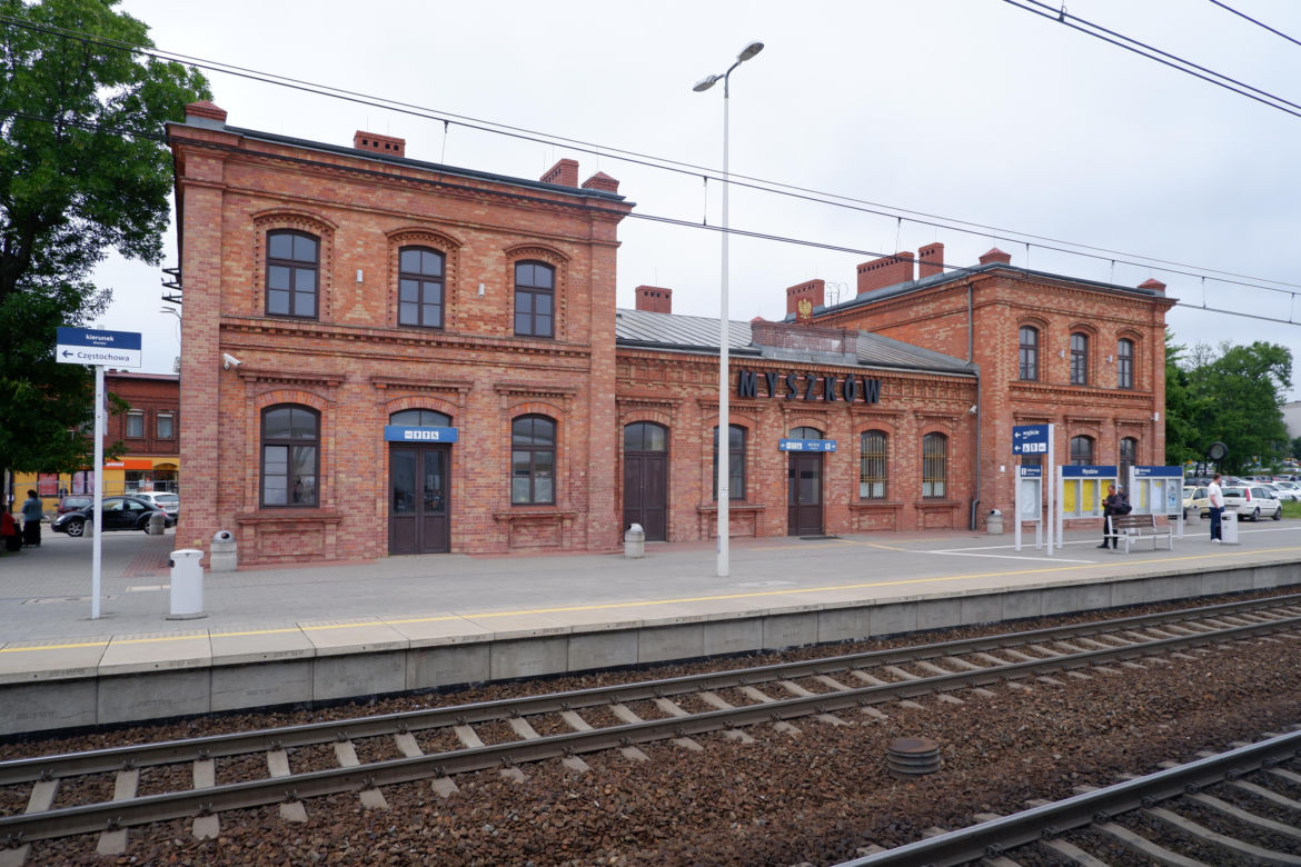 Leży na dawnej ziemi krakowskiej. To jedno z najpiękniejszych miast na Śląsku