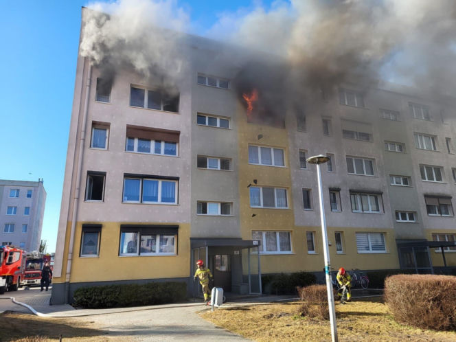 Biegły ustali przyczyny pożaru w bloku w Kościanie. Nie wszyscy lokatorzy wrócą do swoich mieszkań
