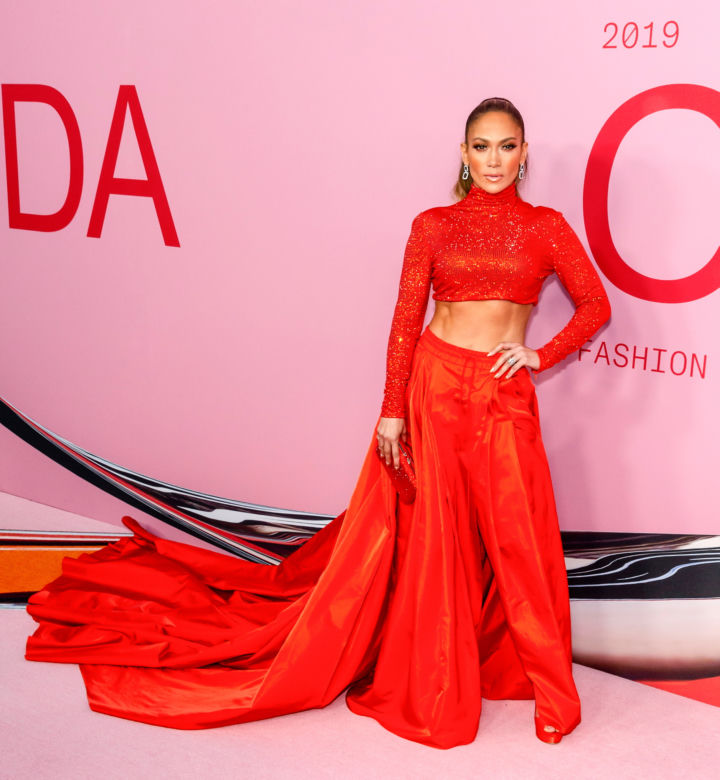 Jennifer Lopez ujawnia, czemu jest taka piękna! Nie zgadniesz, o której wstaje o 4:45 i ćwiczy