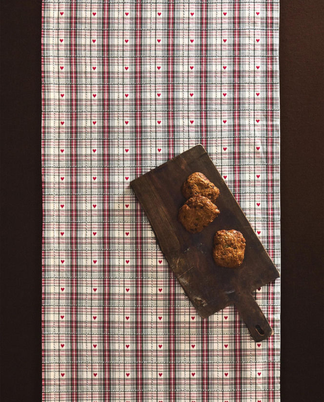 Bieżniki świąteczne - Zara