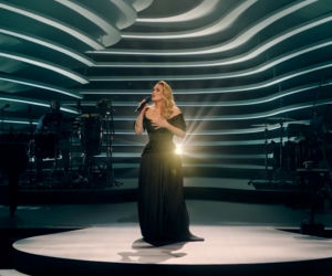 Adele odwolała koncerty bo nie chciała fruwać nad basenem na scenie