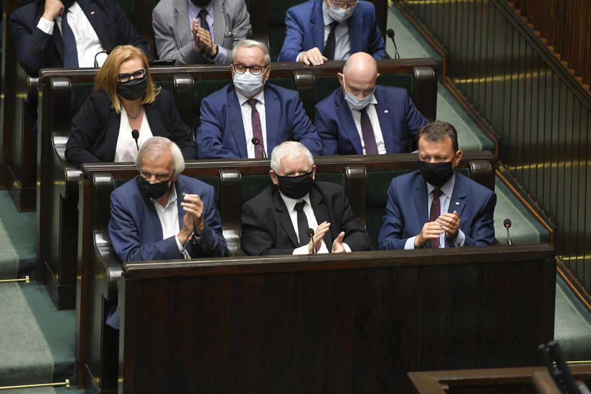 Reasumpcja głosowania w Sejmie Wojna o TVN trwa