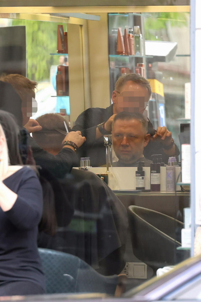 Minister Kierwiński wpadł do fryzjera