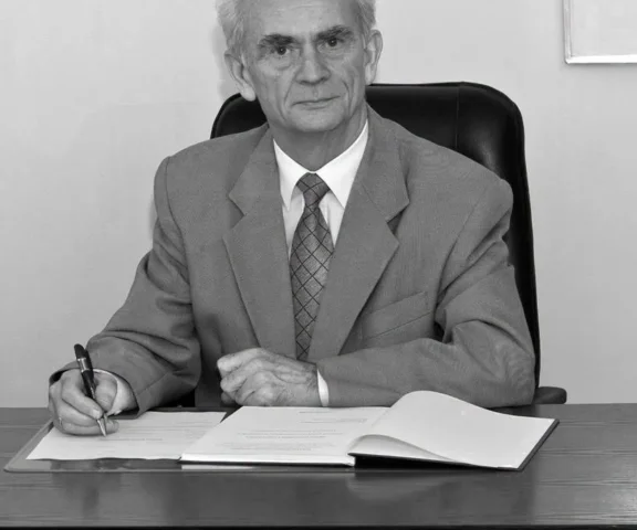 Zmarł znany profesor Politechniki. Stworzył serię  długopisów Zenith