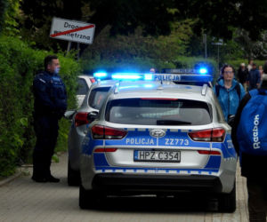 Zabarykadował się w łazience z nożem. Na warszawskiej Woli znaleziono ciało 67-letniej Ewy