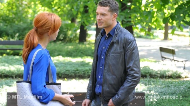 M jak miłość odc. 1092. Agnieszka (Magdalena Walach), Tomek (Andrzej Młynarczyk)