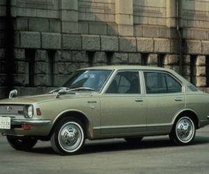 Toyota Corolla 2 generacja 1970-1974