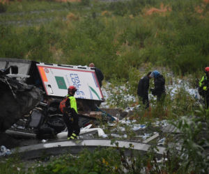 W Genui zawalił się most na autostradzie