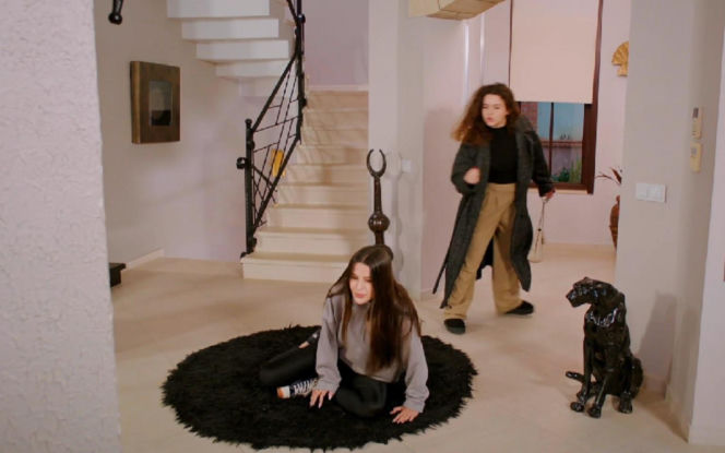 Miłość i nadzieja, odcinek 362. Zeynep, Melis