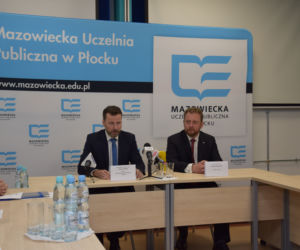 Będą się uczyć pomagania prawdziwym pacjentom na fantomach ludzi