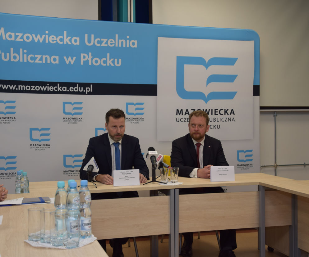 Będą się uczyć pomagania prawdziwym pacjentom na fantomach ludzi