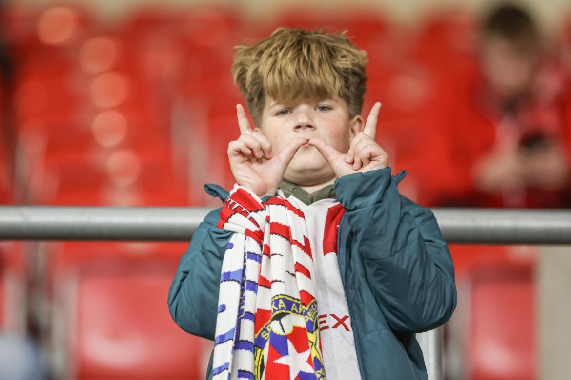 Widzew Łódź - Wisła Kraków; Zdjęcia kibiców i zawodników z meczu 11. kolejki PKO BP Ekstraklasy 2026/27
