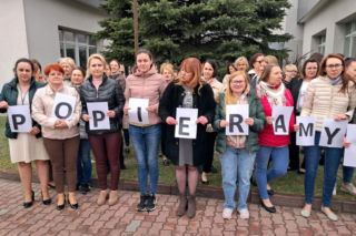 Protest pracowników ZUS-u w Starachowicach