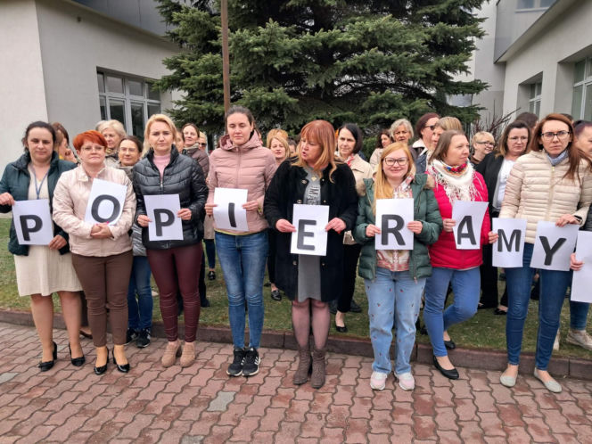 Protest pracowników ZUS-u w Starachowicach