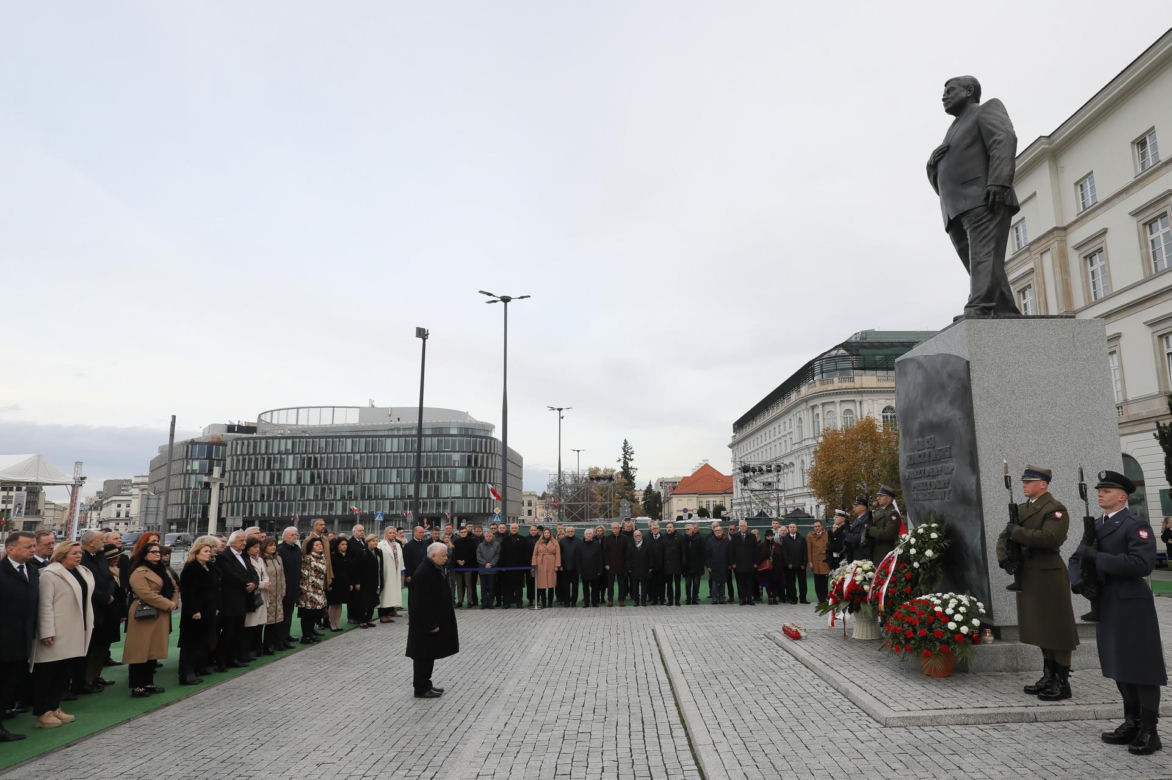 Obchody miesięcznicy katastrofy smoleńskiej