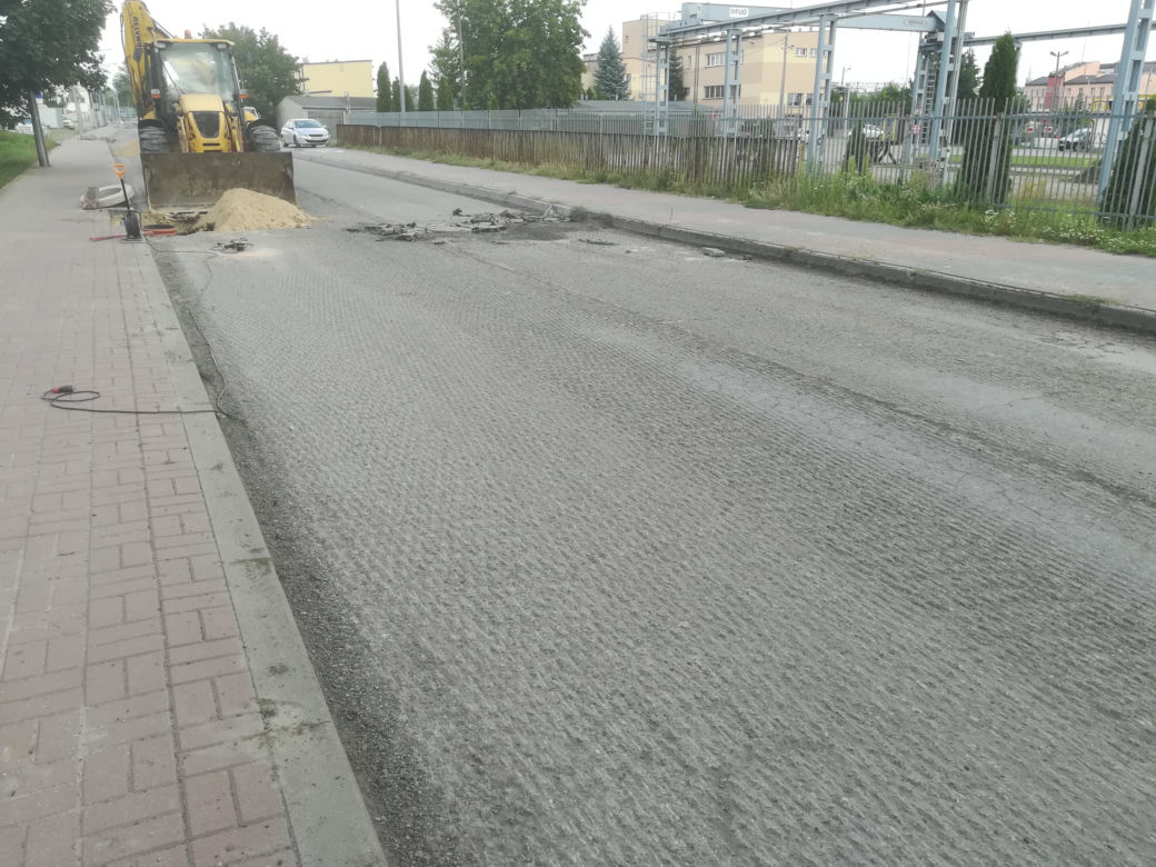 Zobacz, jak przebiega remont drugiego odcinka ul. Składowej w Siedlcach. Czy kierowcy stosują się do oznakowania?