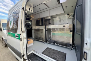 To pierwsza taka karetka w Polsce! Niezastąpiona, gdy liczą się minuty