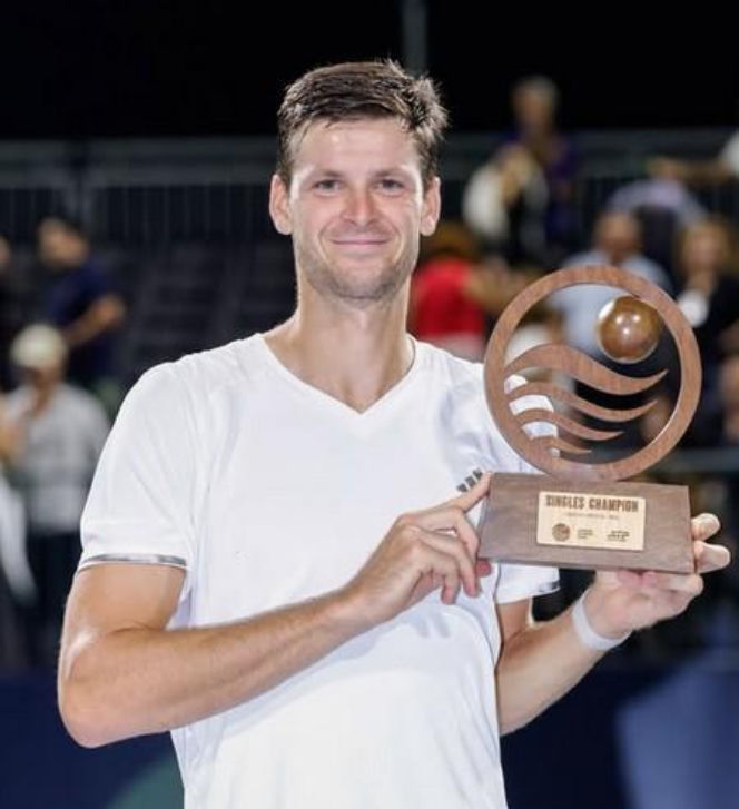 Hubert Hurkacz podbił Cancun i świętował z dziewczyną