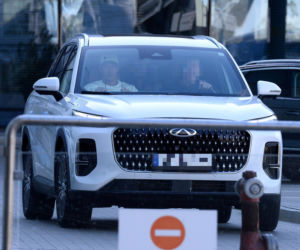 Robert Lewandowski z córkami przyjechał do Warszawy