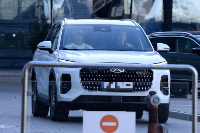 Robert Lewandowski z córkami przyjechał do Warszawy