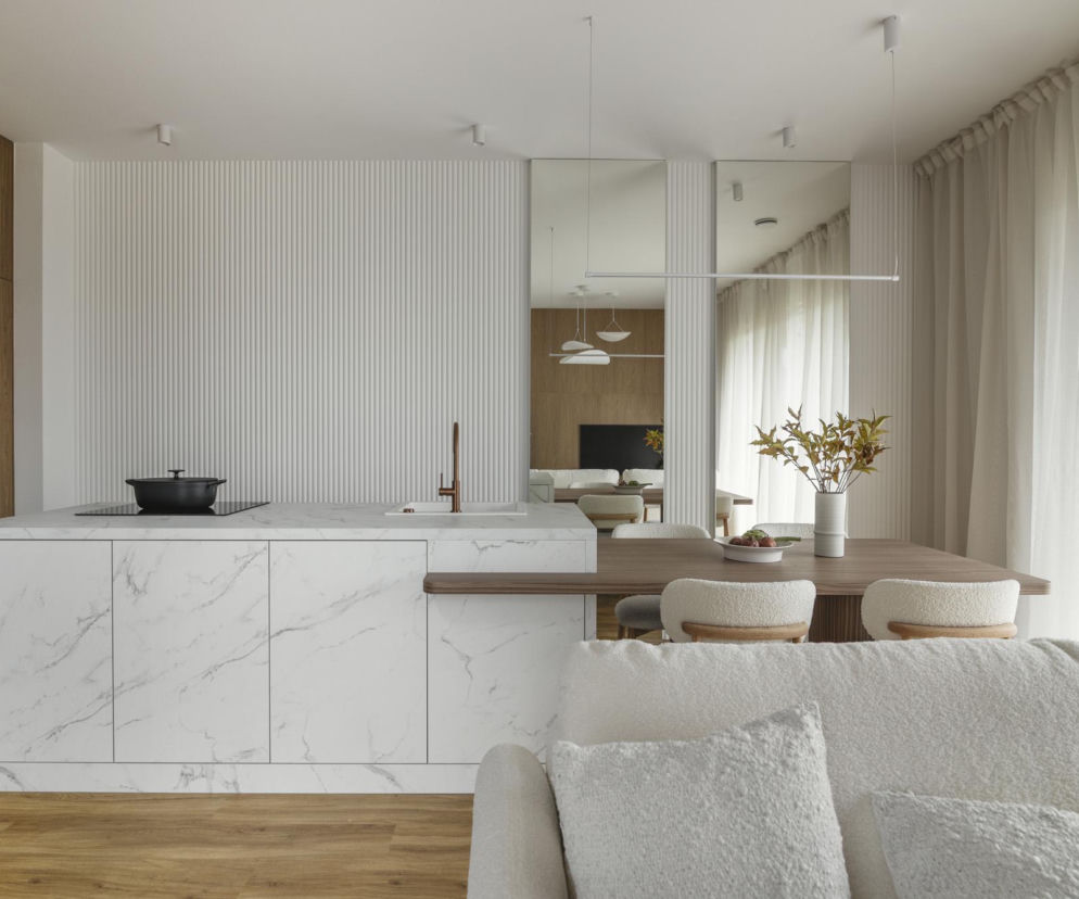 Spokój w każdym detalu. Dom w stylu modern organic z elementami japandi