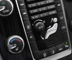 Volvo V60 Plug-in Hybrid Summum AWD