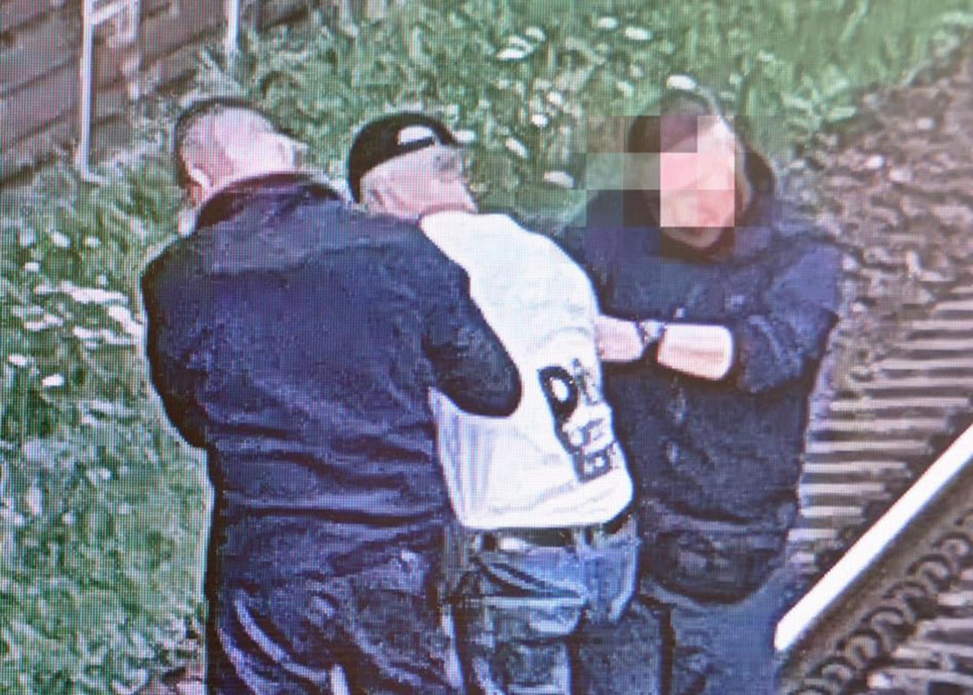 Chwile grozy w Trójmieście. Mężczyzna leżał na torach. Trzeba było wstrzymać ruch pociągów!