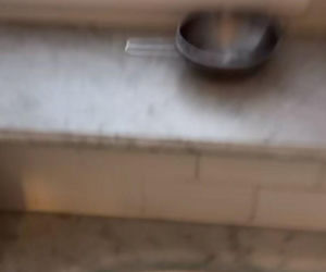 Koszmar Kasi Tusk jak z horroru! Poszła do łazienki, musiała użyć durszlaka