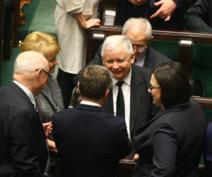 POLSCY POSŁOWIE ZARABIAJĄ NAJLEPIEJ W EUROPIE.