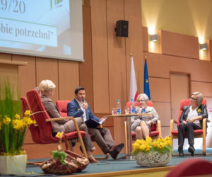 Fundacja Pomóż Im. Po raz dziesiąty zaczęli siać Pola Nadziei [ZDJĘCIA]