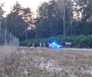 Motocyklista zabił się na drzewie pod Warszawą. Pasją Roberta były motory i katamarany