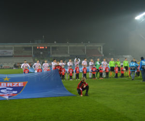 Górnik Zabrze - Cracovia: Gol Cabrery daje gościom 3 punkty [ZDJĘCIA KIBICÓW]