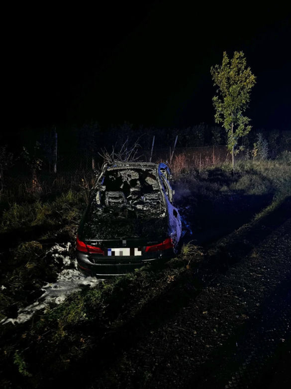 Pijany kierowca i pożar BMW na DK-63 w Suchożebrach