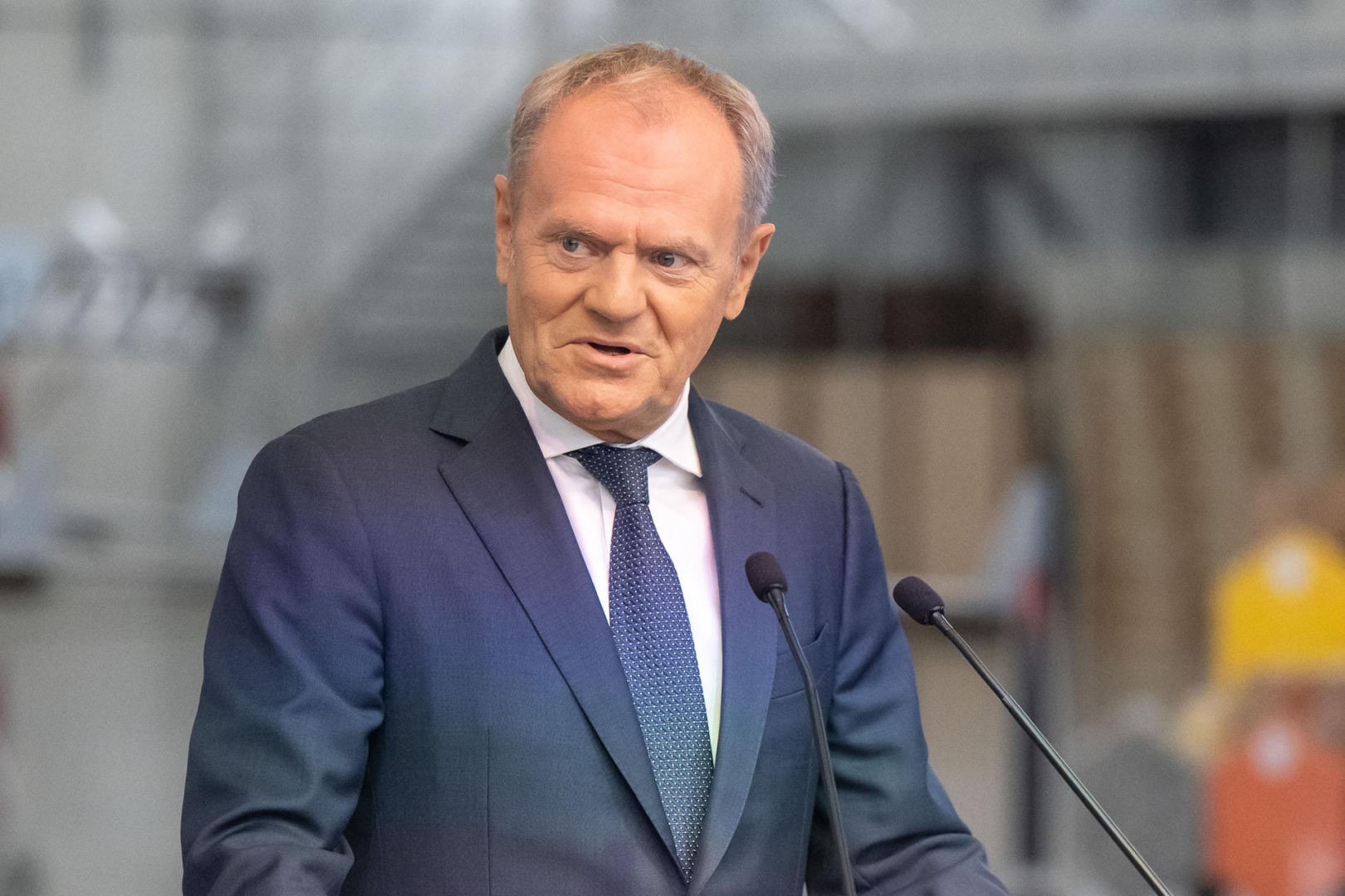 W poniedziałkowy poranek Tusk opublikował nagranie. Tuwim, Rocky Balboa i "i nie tyl…