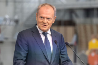Nowy podatek od paliw wraca jak bumerang. Rząd chce 4 mld zł od spółek