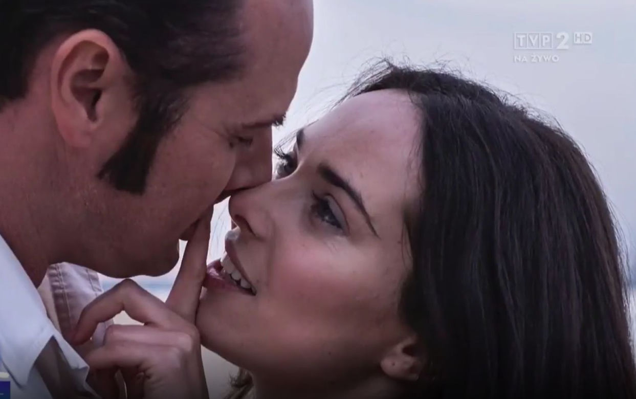 Stulecie Winnych 4: Janusz (Paweł Małaszyński), Michelle (Maria Pawłowska)