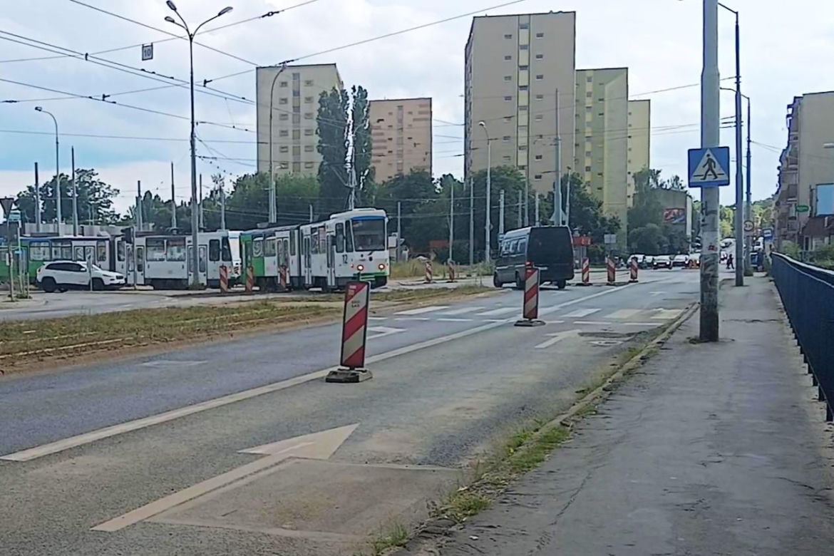 Al. Powstańców Wlkp. przed przebudową